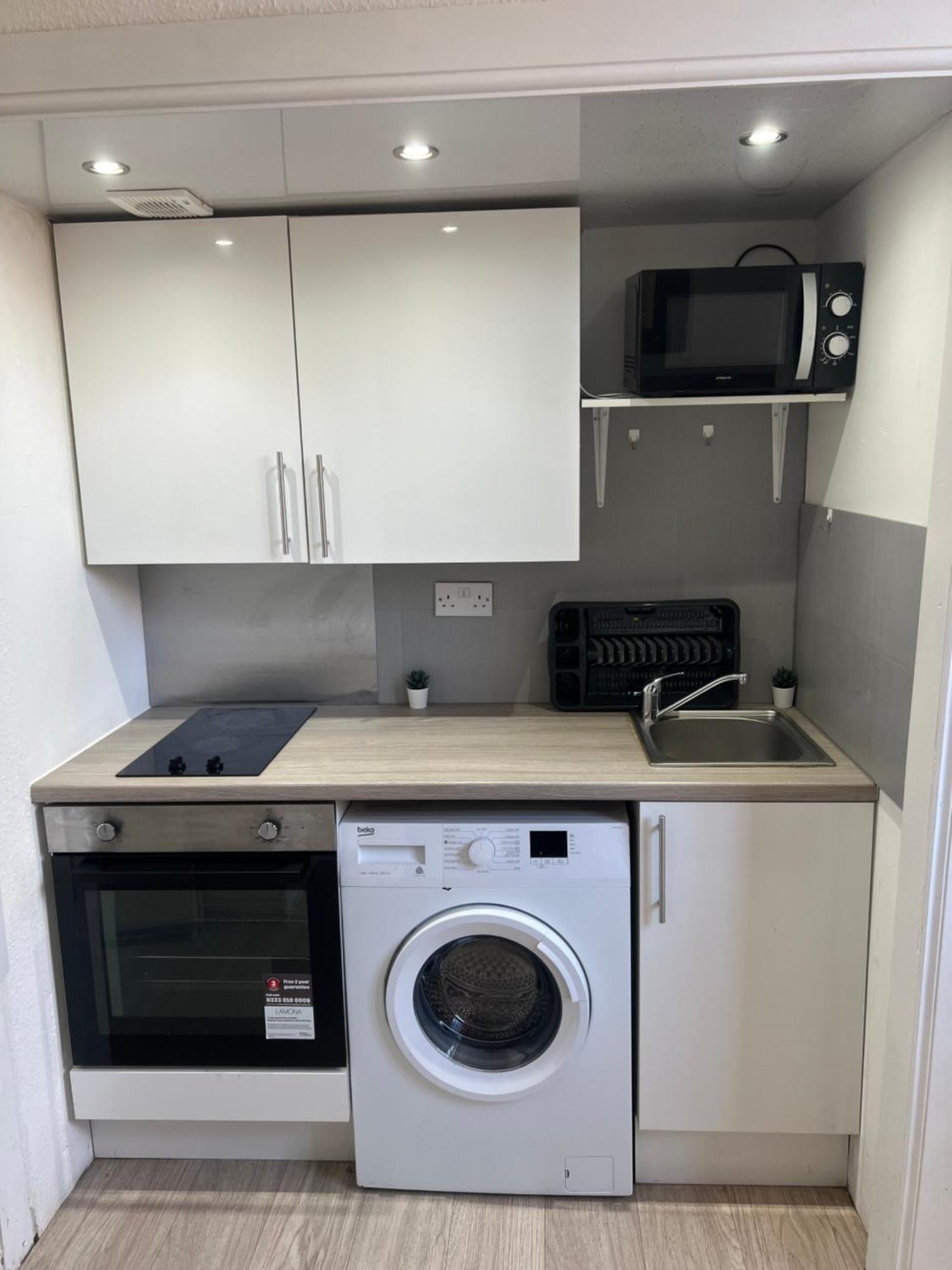 Great Western Road Studio With En Suite Glasgow Eksteriør bilde