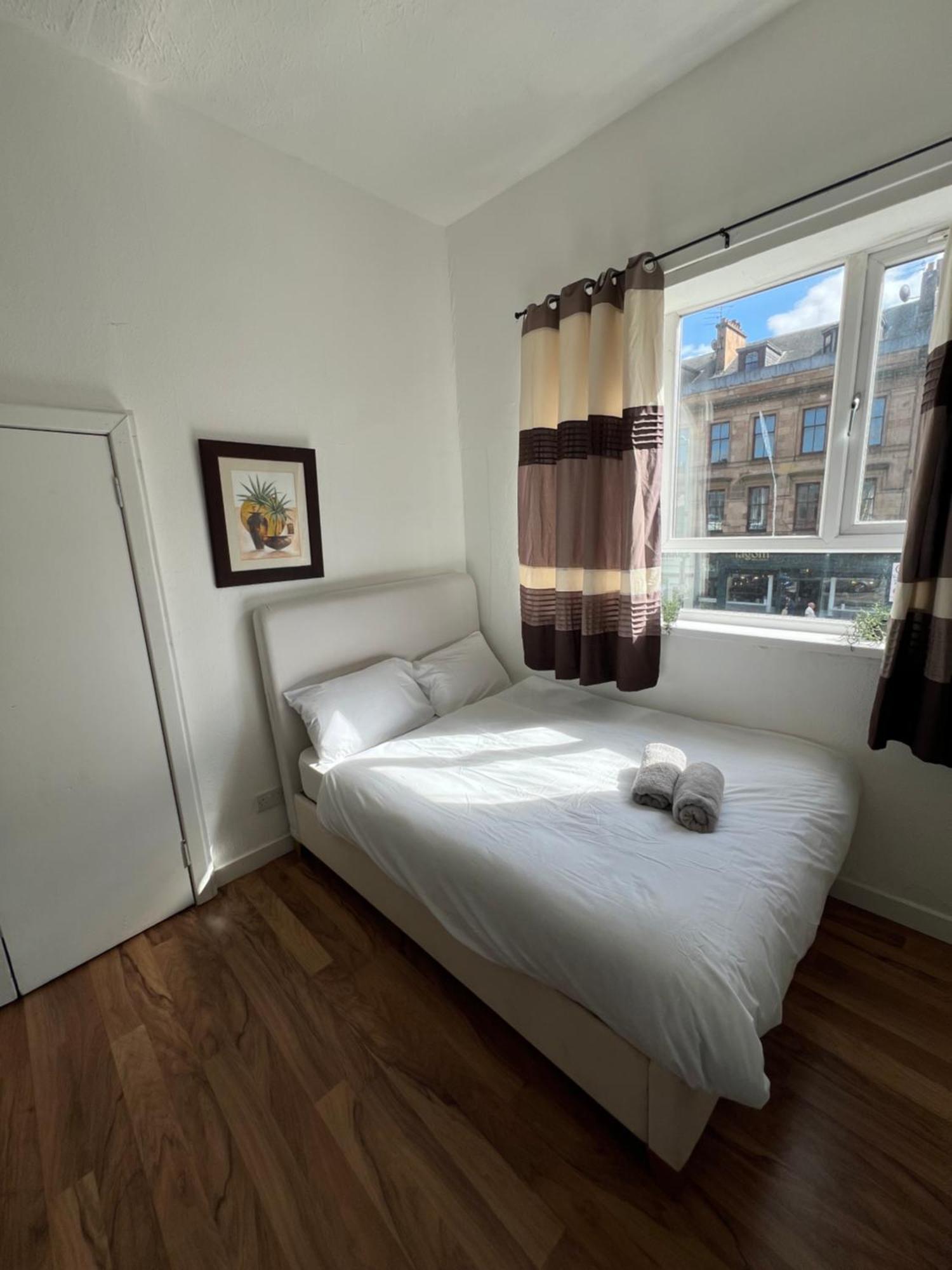 Great Western Road Studio With En Suite Glasgow Eksteriør bilde