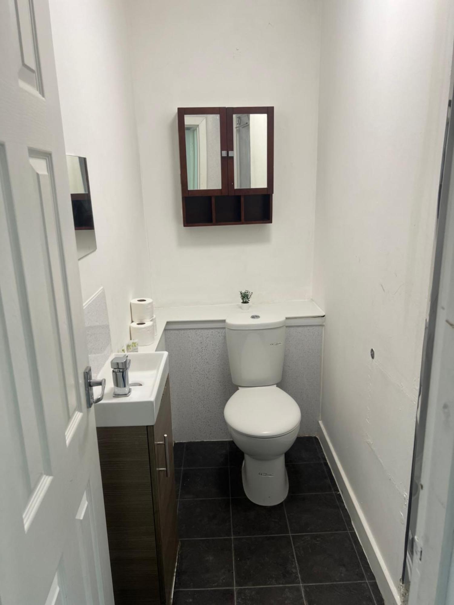 Great Western Road Studio With En Suite Glasgow Eksteriør bilde